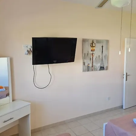 Ocean Apartment