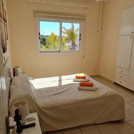 Ocean Apartment *